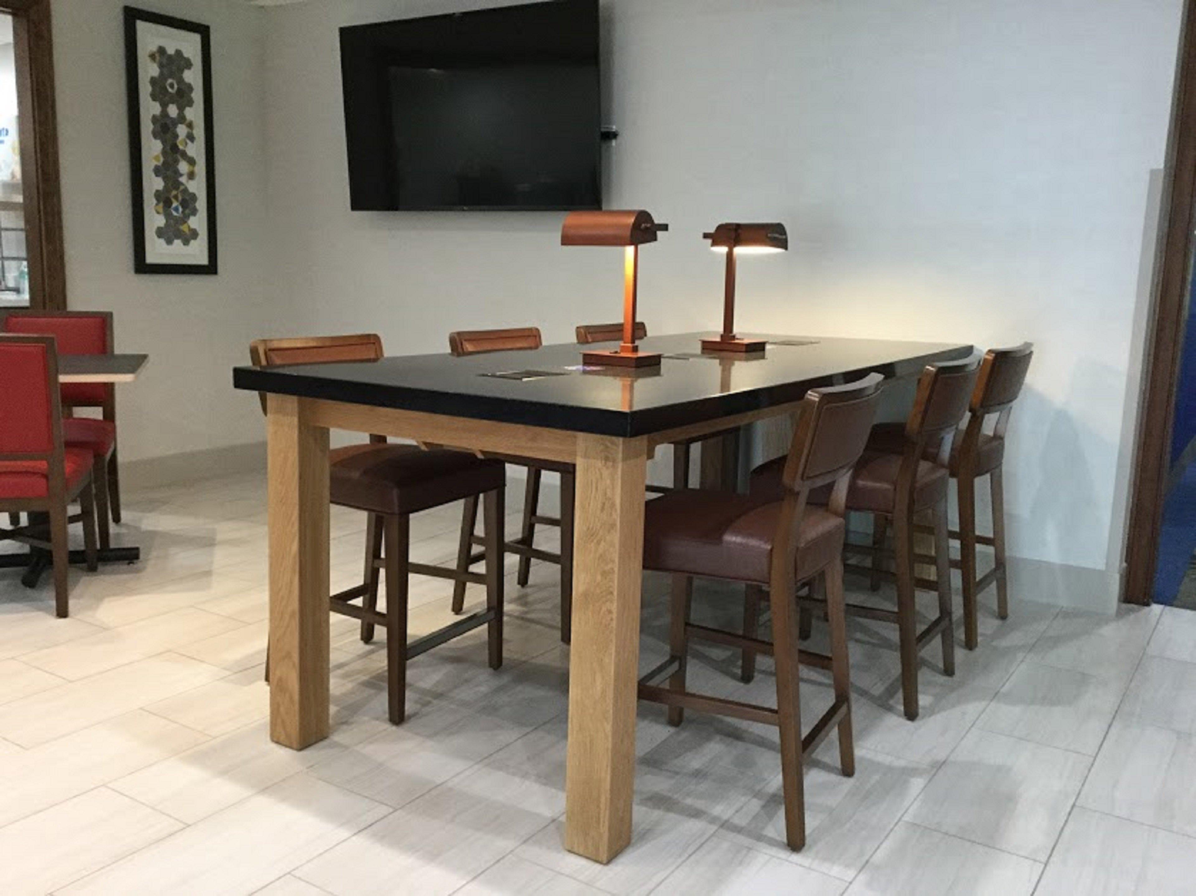 Holiday Inn Express Easton By Ihg Εξωτερικό φωτογραφία